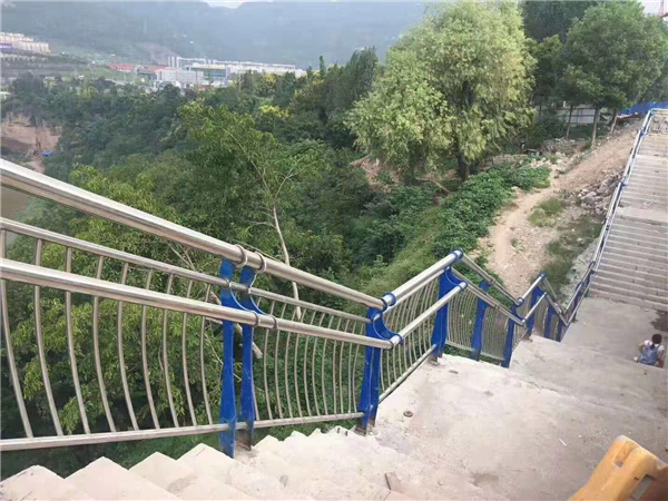 东方不锈钢桥梁栏杆
